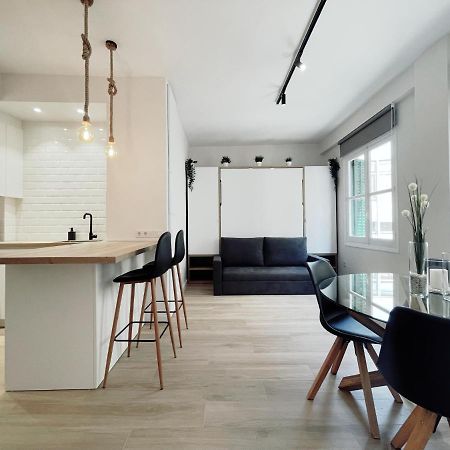 Town Hall Suite Alicante Buitenkant foto